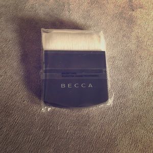 Becca Perfecting foundation brush